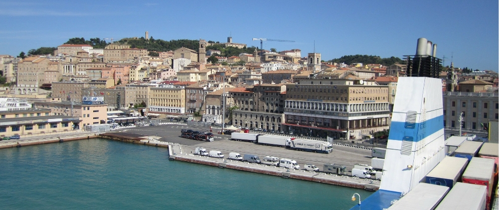 Shared apartments, spare rooms and roommates in Ancona
